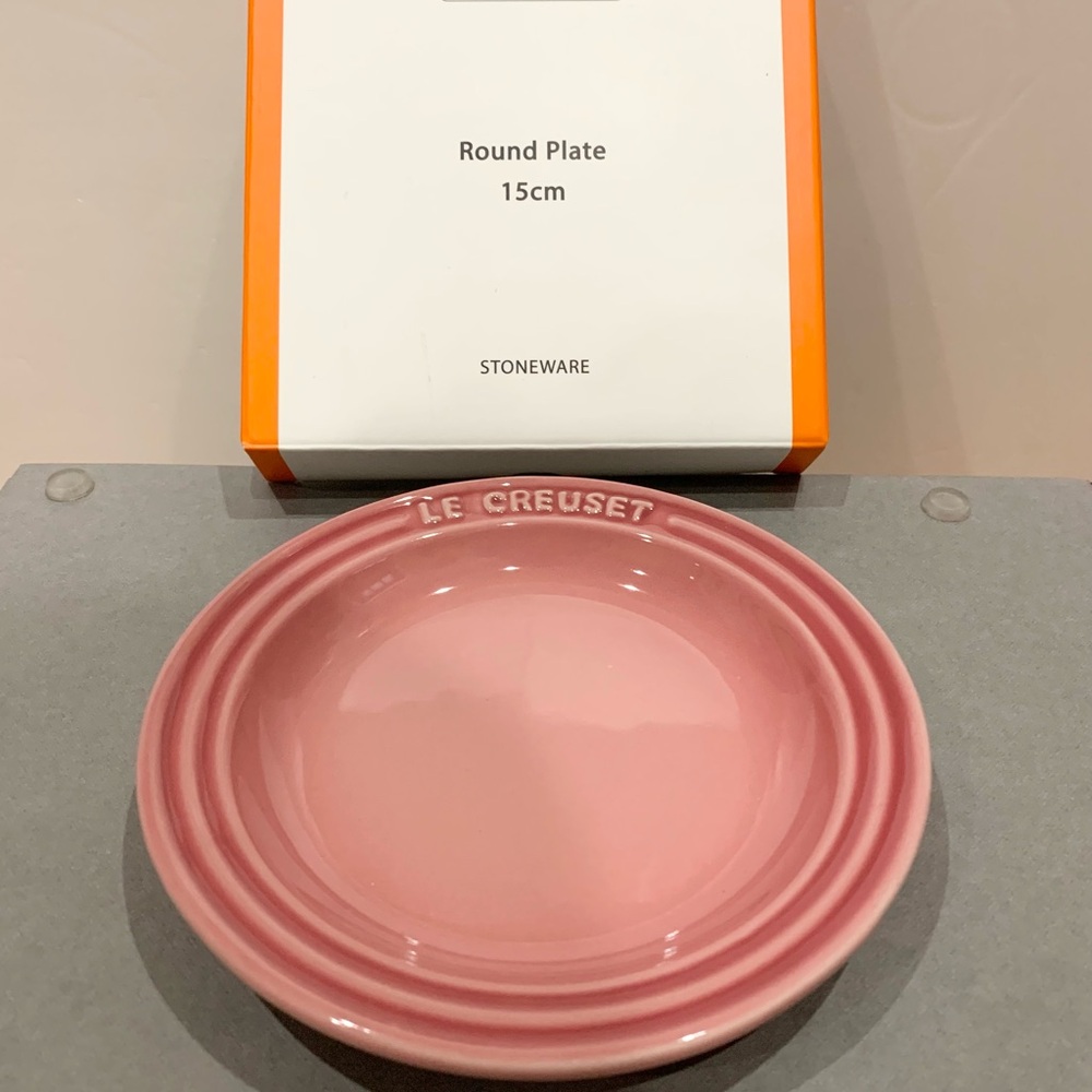 Le Creuset Plate
